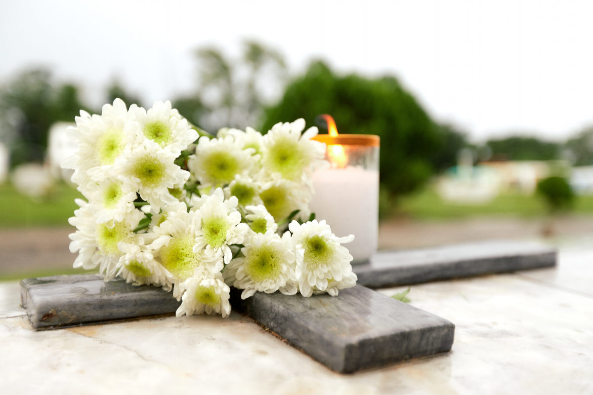 How Much Does a Funeral Cost? post image